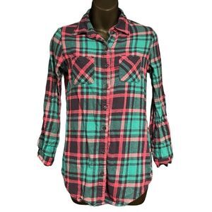No Boundaries Blue Pink Magenta Plaid Flannel Women’s Small